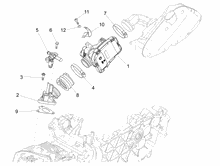 Drosselkörper - Einspritzdüse – Ansaugstutzen