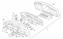Öl- und Kraftstofftank