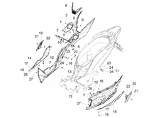 Mittlere Verklaidung - Fußraster