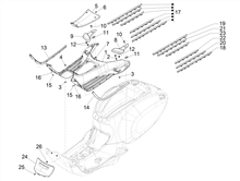 Mittlere Verklaidung - Fußraster