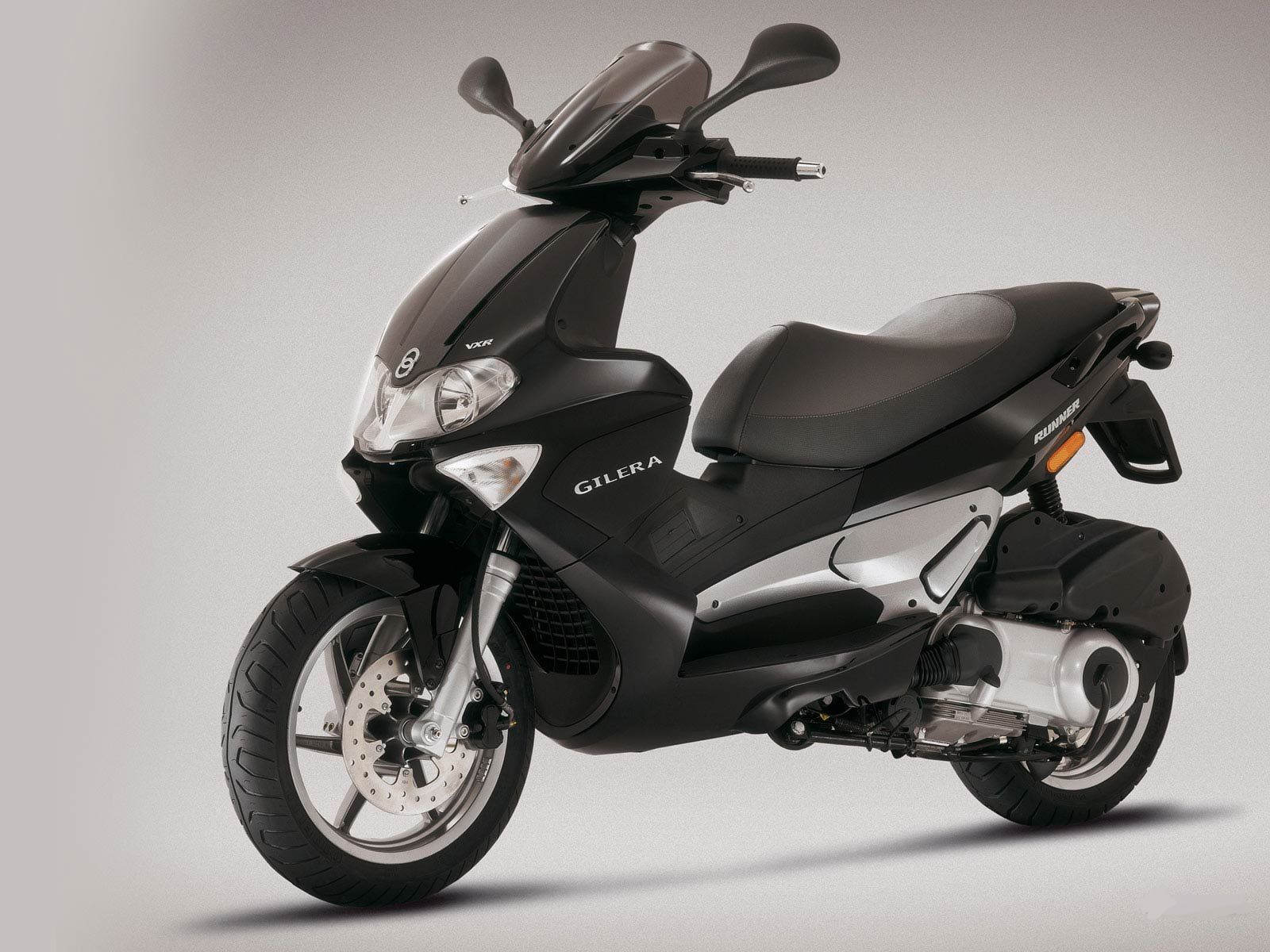 Runner VXR 200 Race 4T E3 2006 (EMEA)