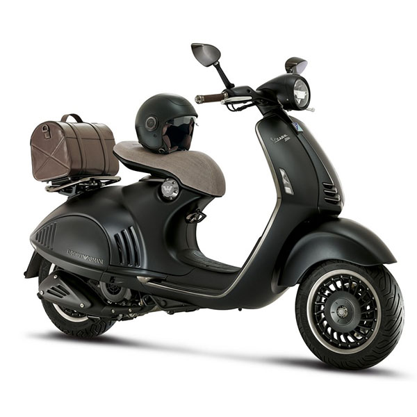 Vespa 946 ARMANI 150 4T 3V ABS E3  - 2016 (NAFTA)