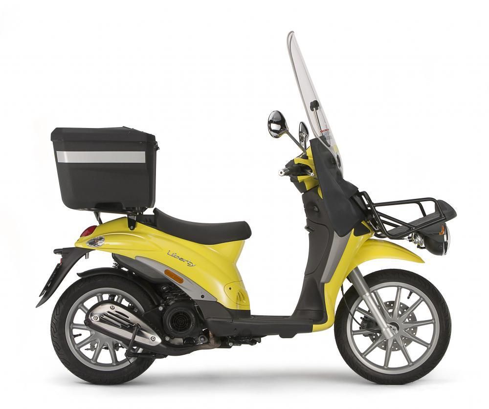 Liberty 125 4T E4 Poste 2019 (EMEA)