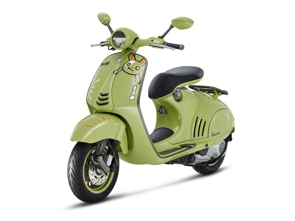 Vespa 946 150 E5 10° Anniversario 2023 (EMEA)